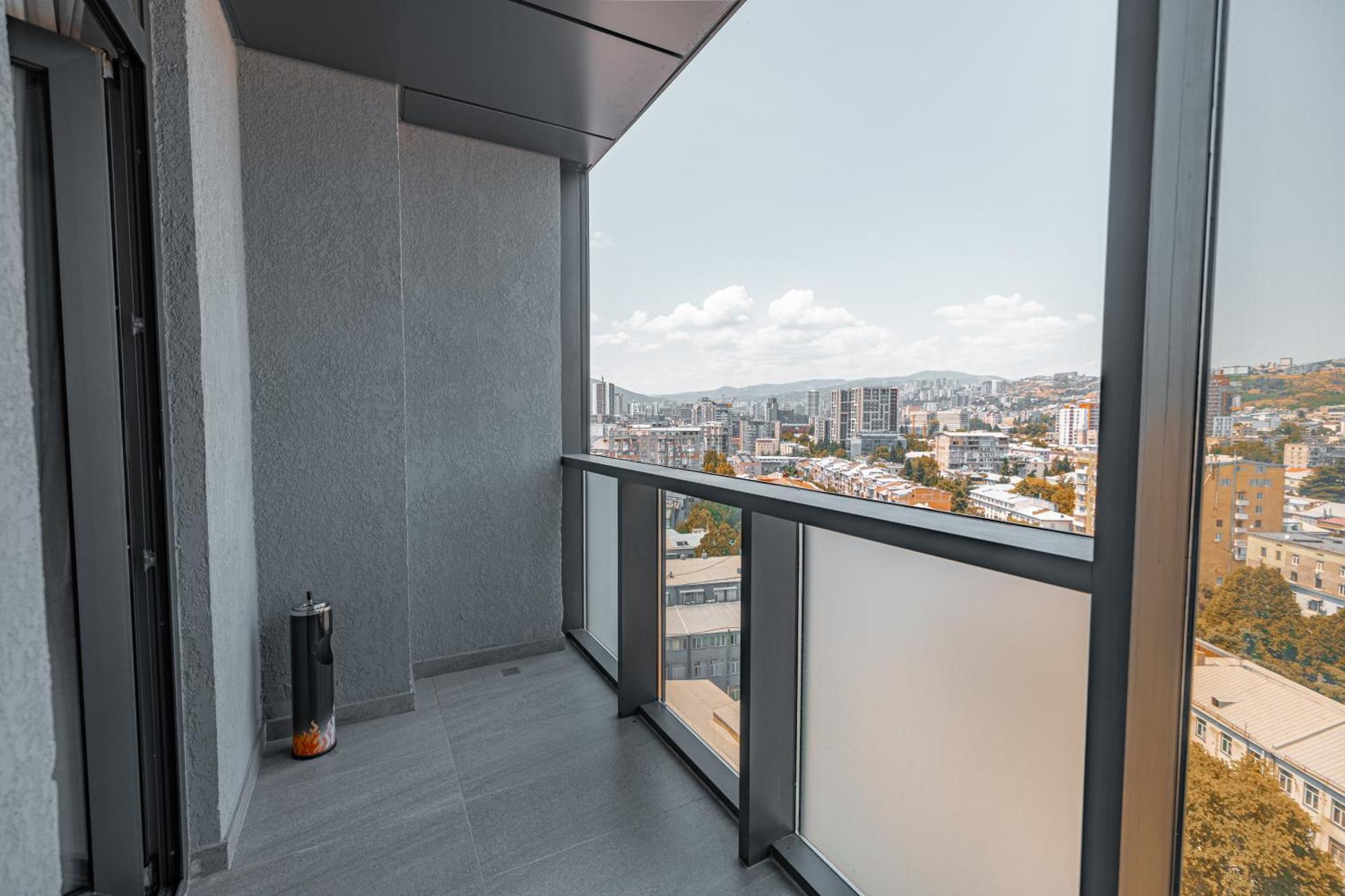 Onyx City Center Tbilisi Exteriör bild